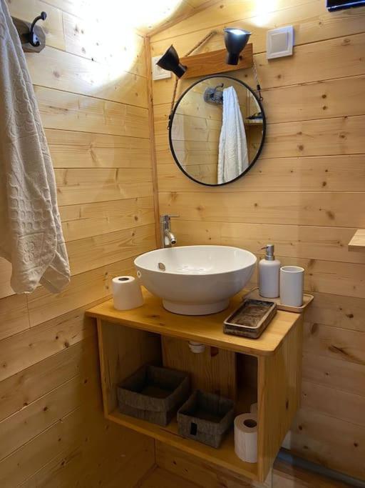 Chalet Saint-Vincent-de-Paul  ภายนอก รูปภาพ